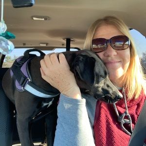 Meet your Posher, Carmel